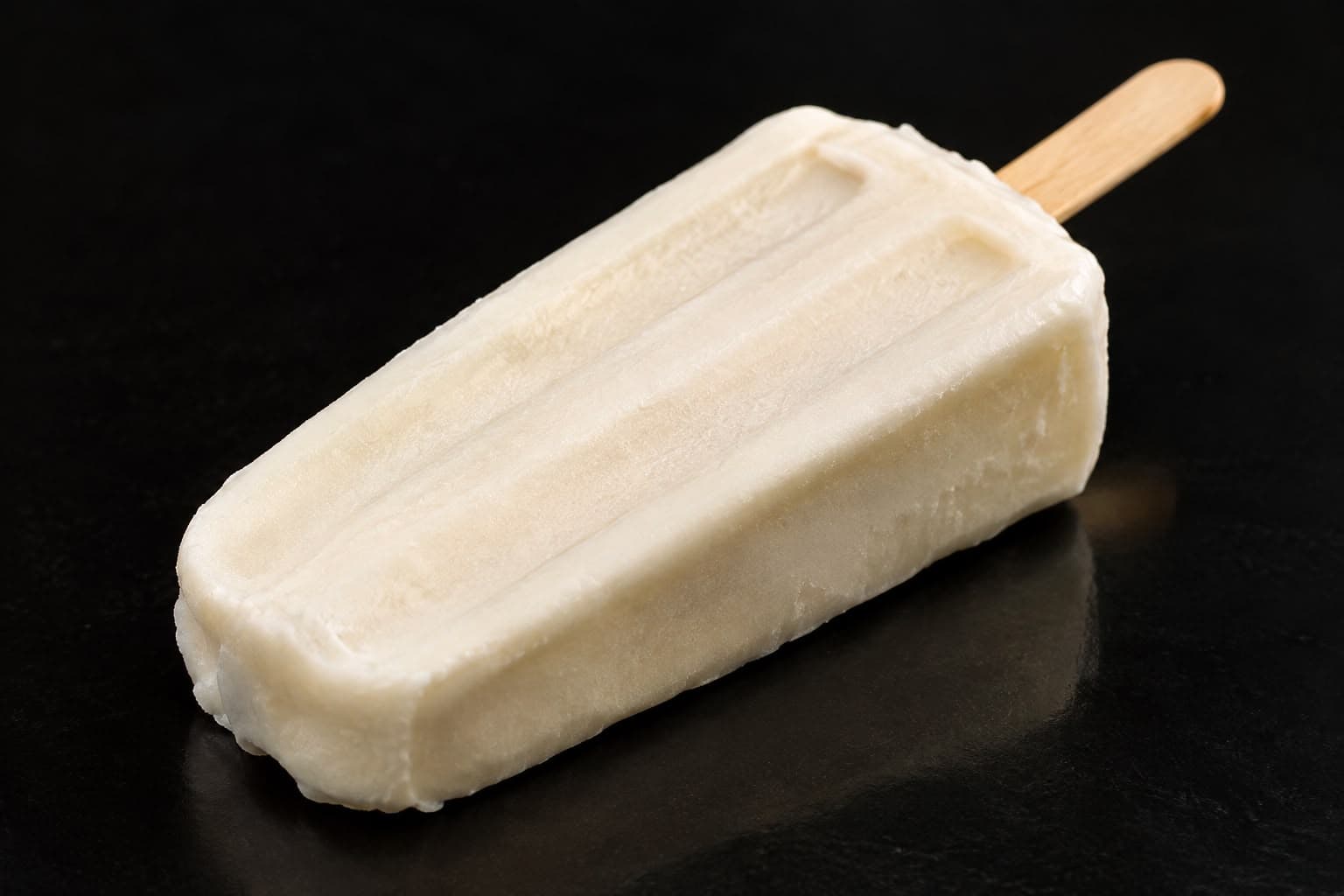 Picolé de Sorvete de Creme (5 min + congelador)